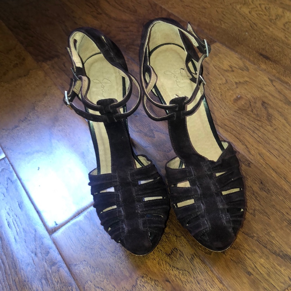 Joie dark plum heels